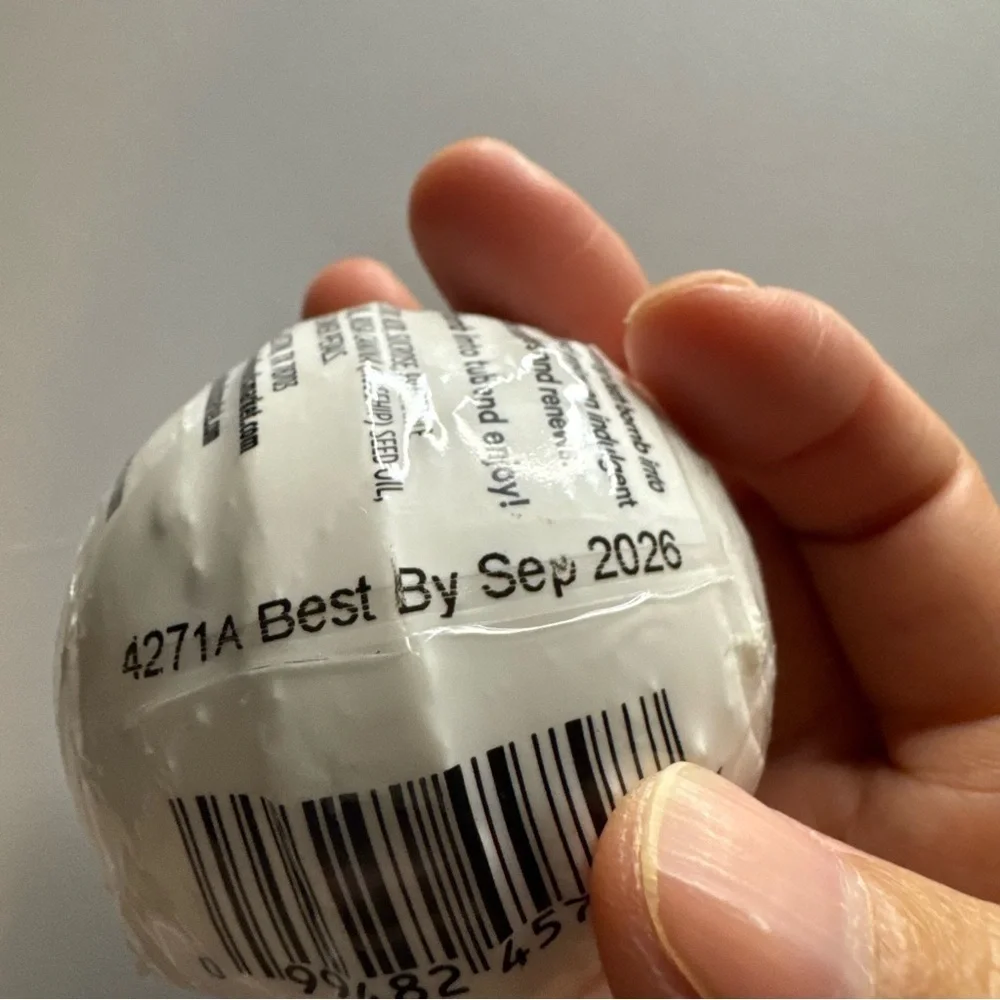 365 by Whole Foods Market Rose Petal Scented Bath Bombs